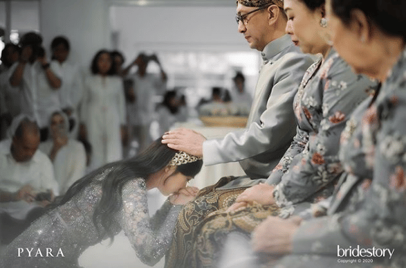 instagram.com/isyanasarasvati