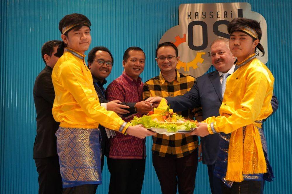 (Wamendag Jerry Sambuaga dan Dubes Indonesia untuk Turki Lalu Muhammad Iqbal) Dokumentasi KBRI Ankara