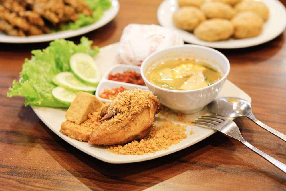 instagram.com/ayamgorengkarawaci