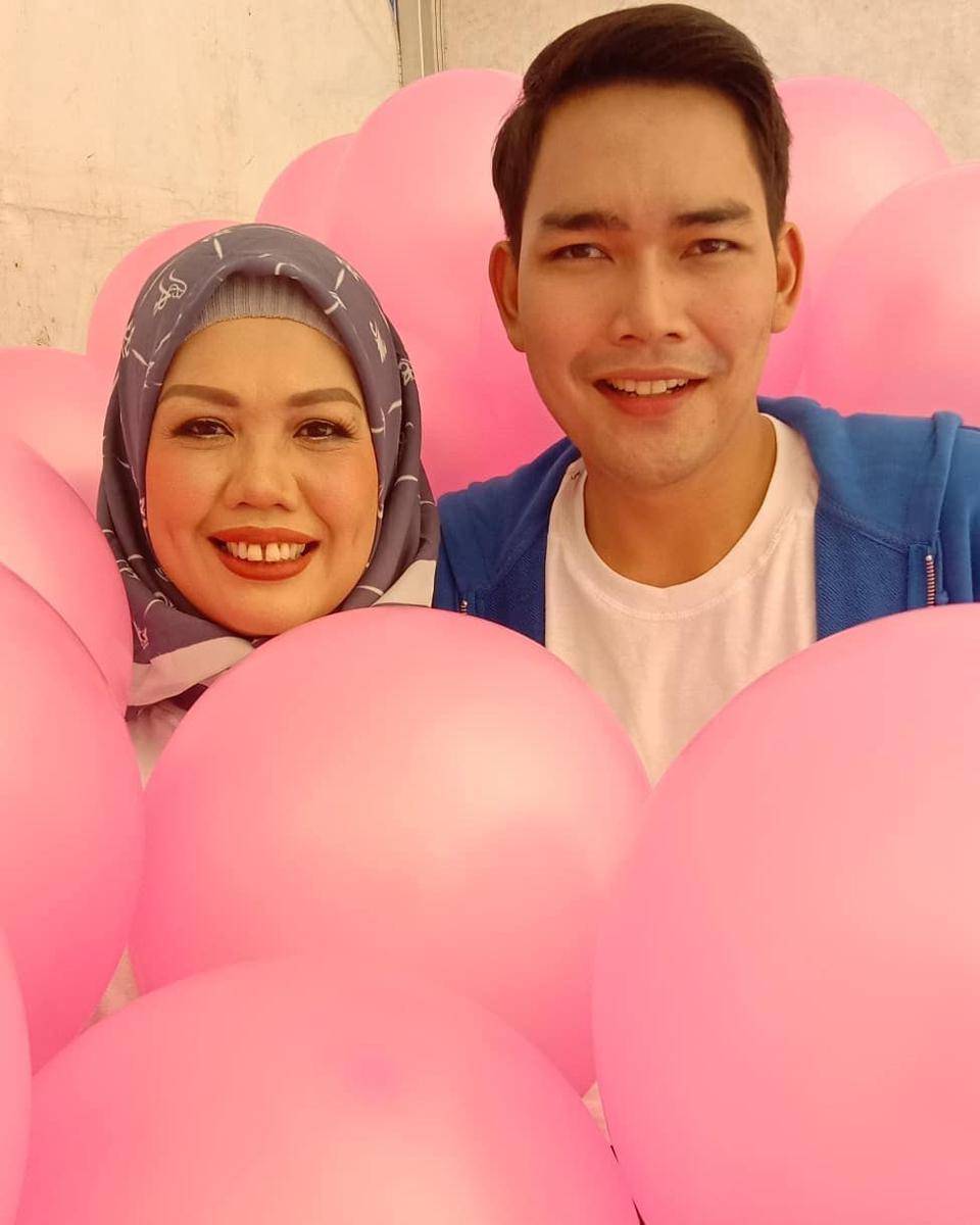 Instagram.com/ellysugigi_real_