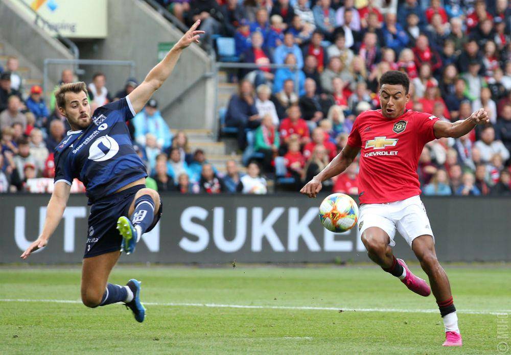 twitter.com/ManUtd