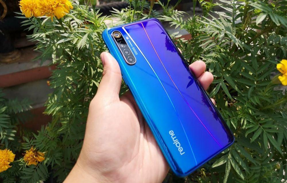 Cocok untuk Kado Valentine, 5 HP Berfitur Mewah dengan Harga Ramah