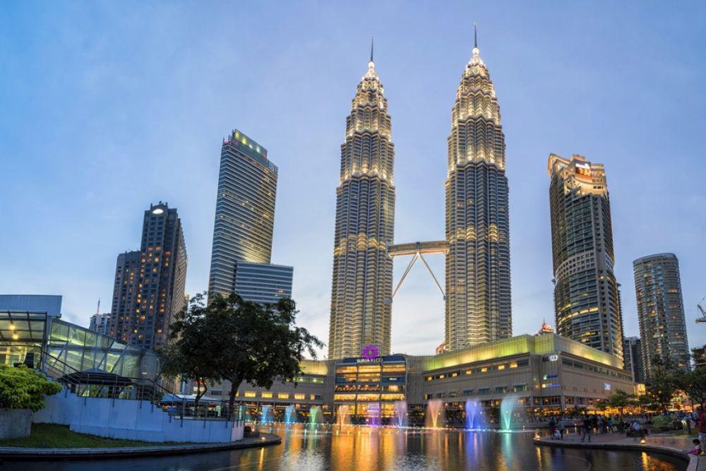 5 Fakta Menarik Seputar Menara Kembar Petronas, Destinasi yang Ikonik!