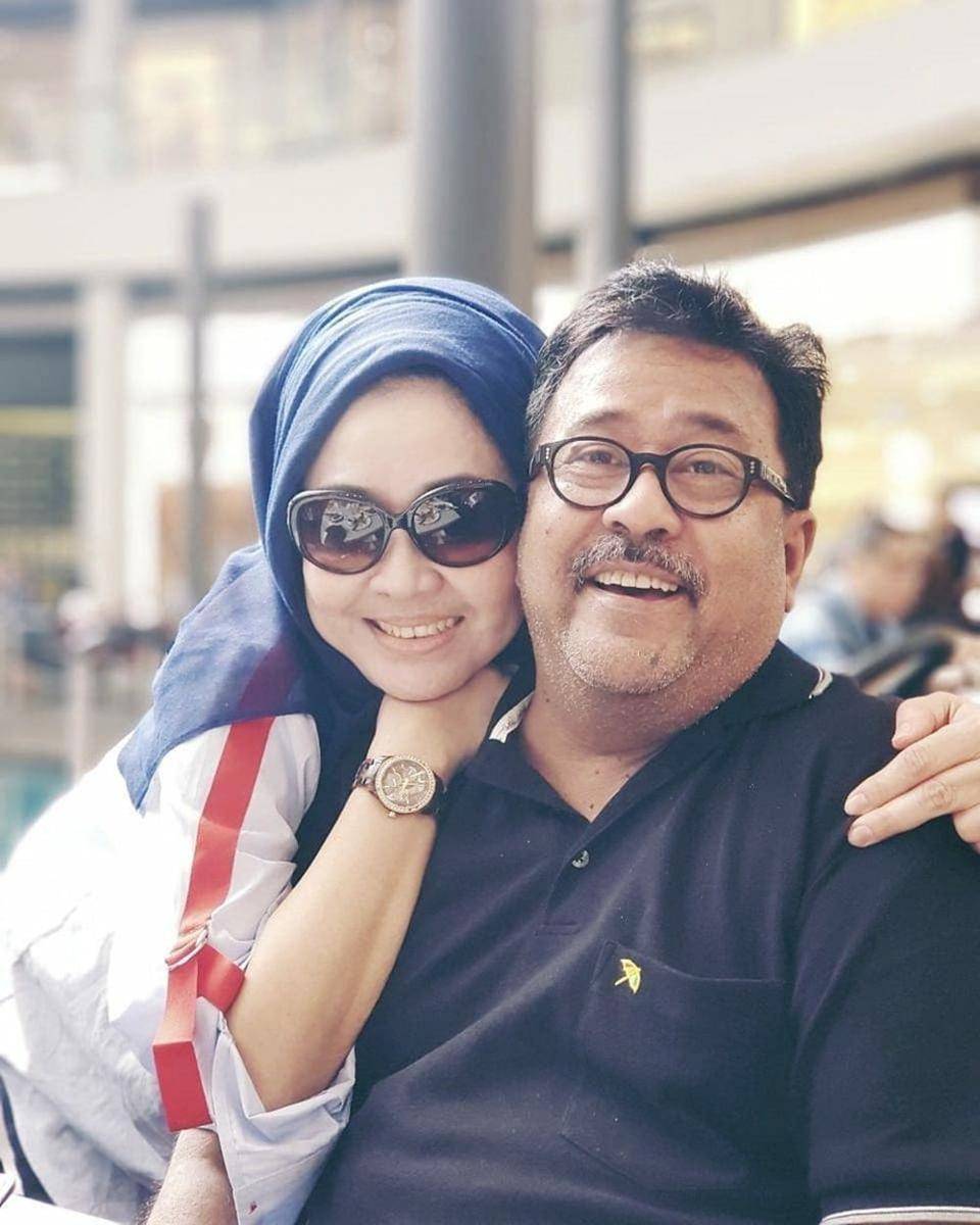 Rano Karno dan istri (instagram.com/si.rano)