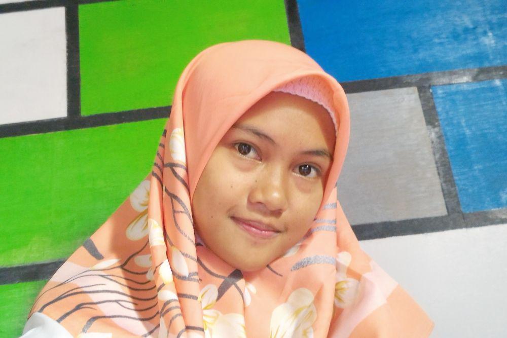 Muna Waroh, ARMY Peraih Best Top 5 Writers Community 2019