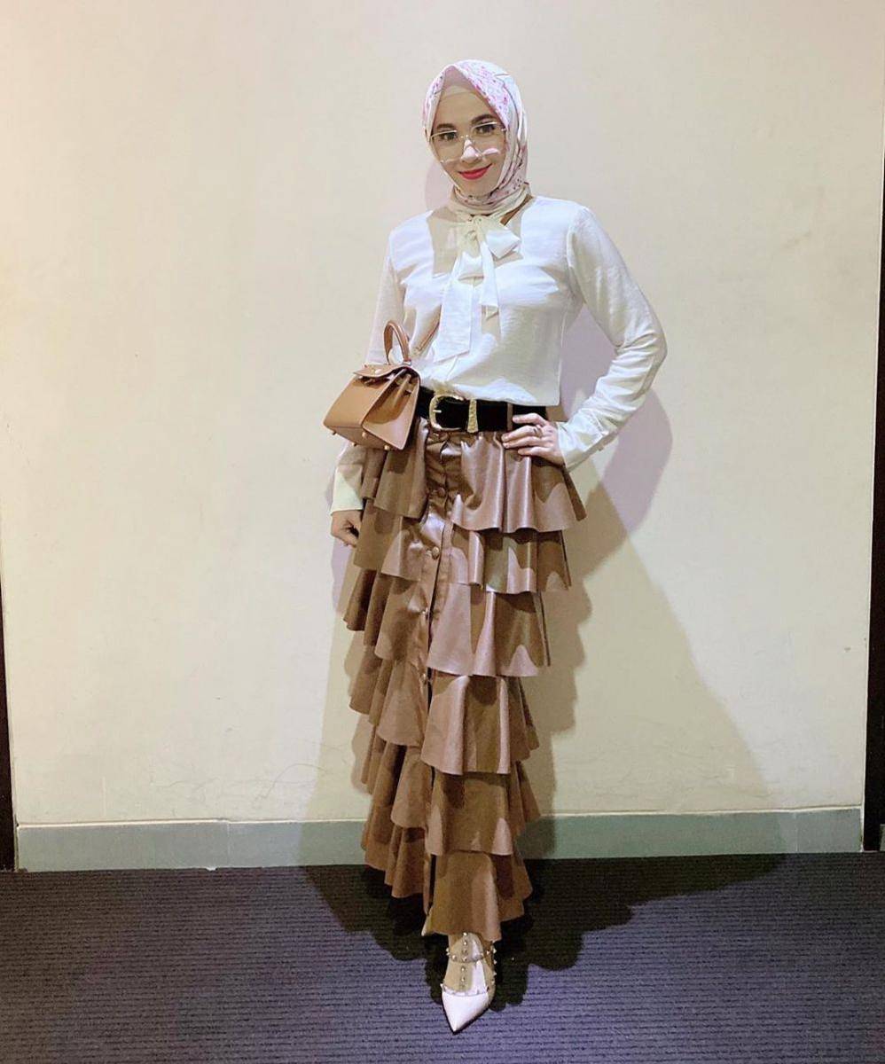 instagram.com/poppyputri