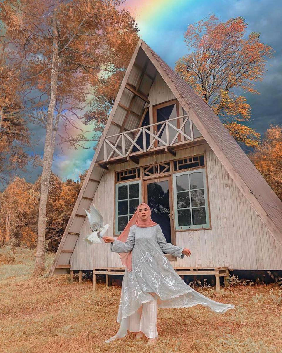 instagram.com/nabilazirus