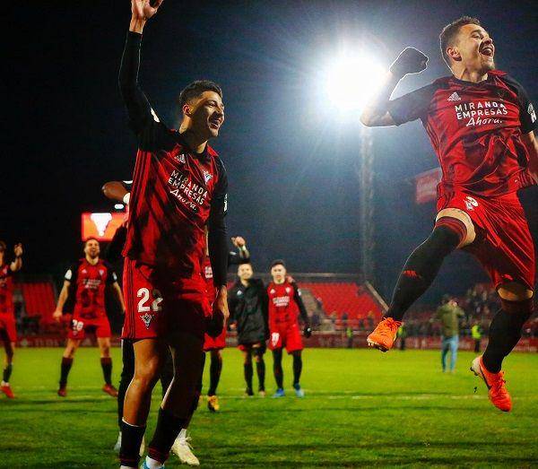twitter.com/CDMirandes