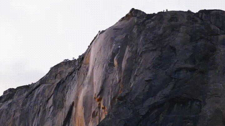 Fenomena Alam Langka Hasilkan "Air Terjun Api" di Yosemite, Amerika