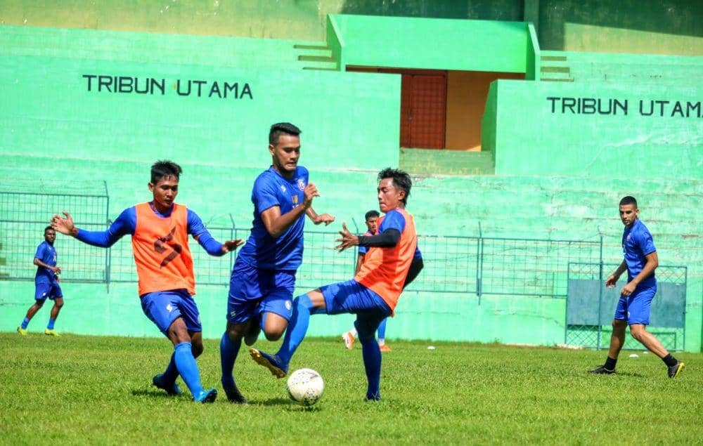 Jelang Piala Gubernur Jatim, Arema Kehilangan Dua Pemain