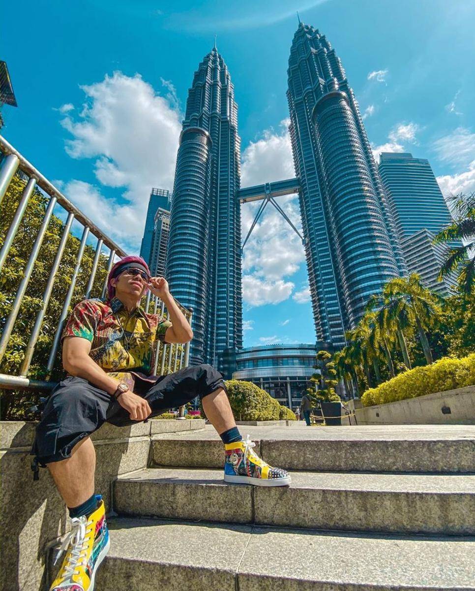 Instagram.com/attahalilintar