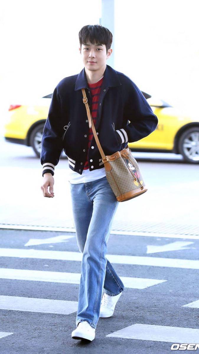 Osen via Twitter.com/woo__6/