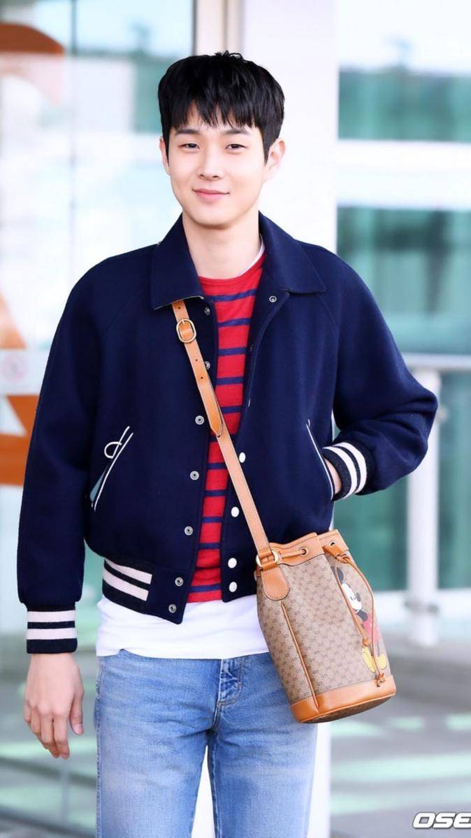 Osen via Twitter.com/woo__6/