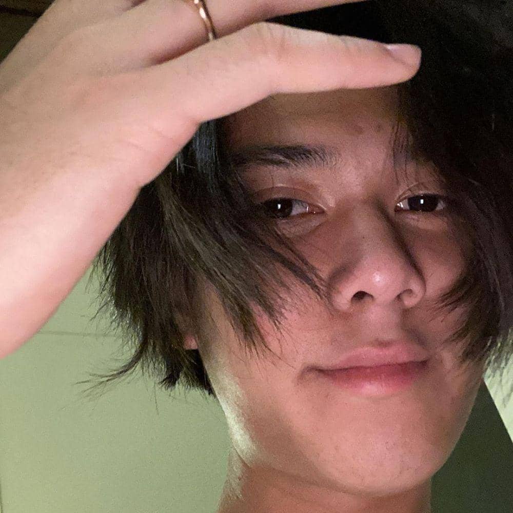 instagram.com/iqbaal.e