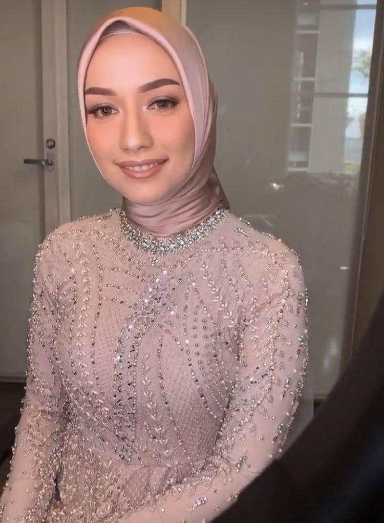 Instagram.com/rozanajulani