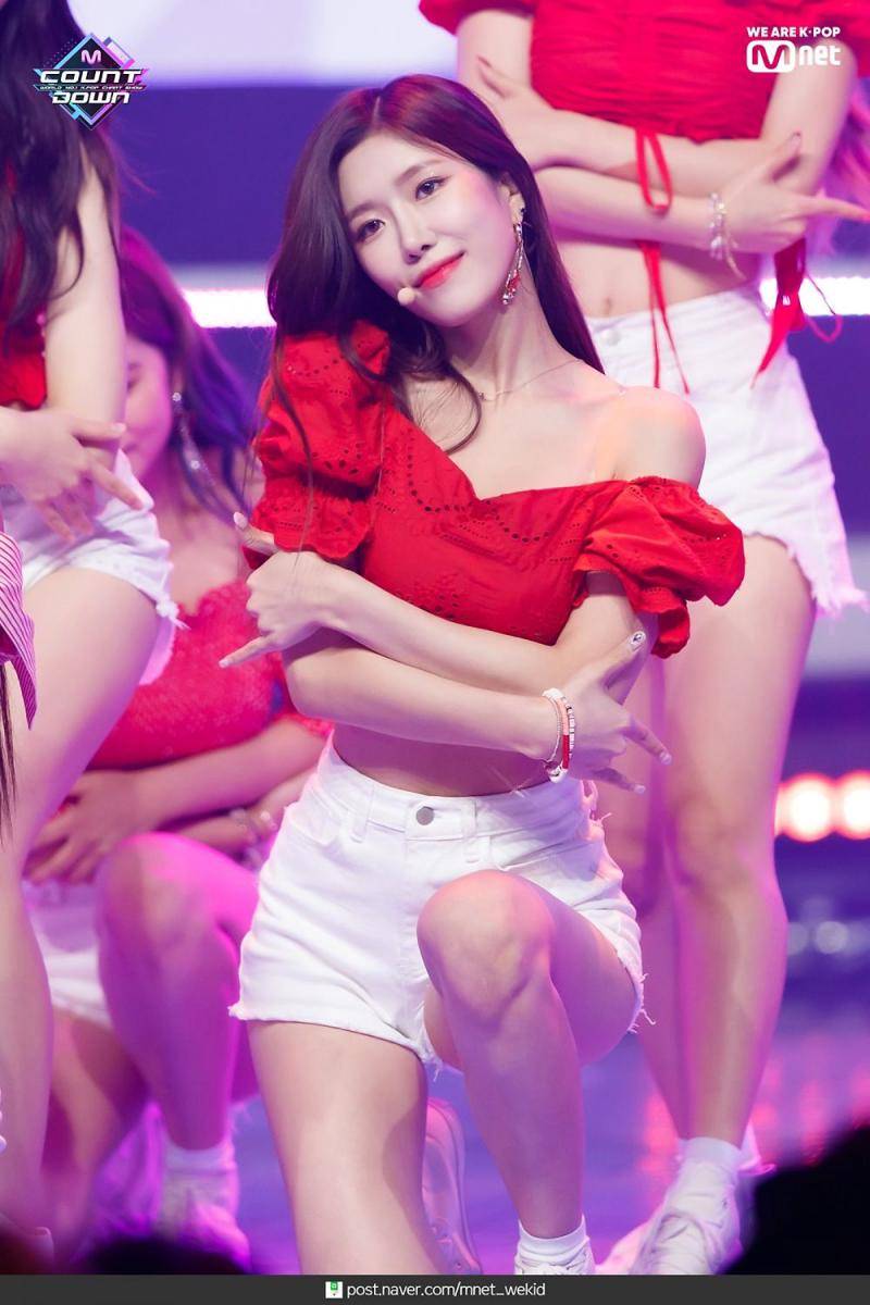 post.naver.com/mnet_wekid