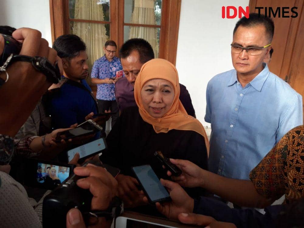 Harganya Terus Meroket, Khofifah Minta Tak Ada Penimbunan Bawang Putih
