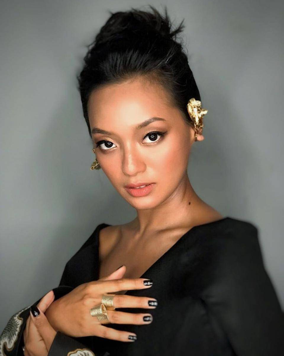 Instagram/Asmaraabigail