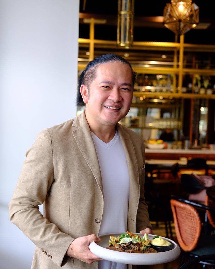 instagram.com/chefchandra_y