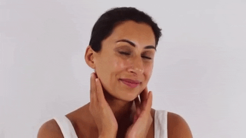 giphy.com/SairaSkinUK
