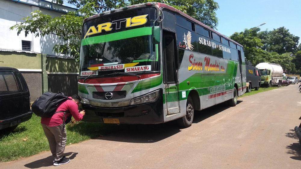 Bus Sinar Mandiri diamankan polisi. IDN Times/Imron