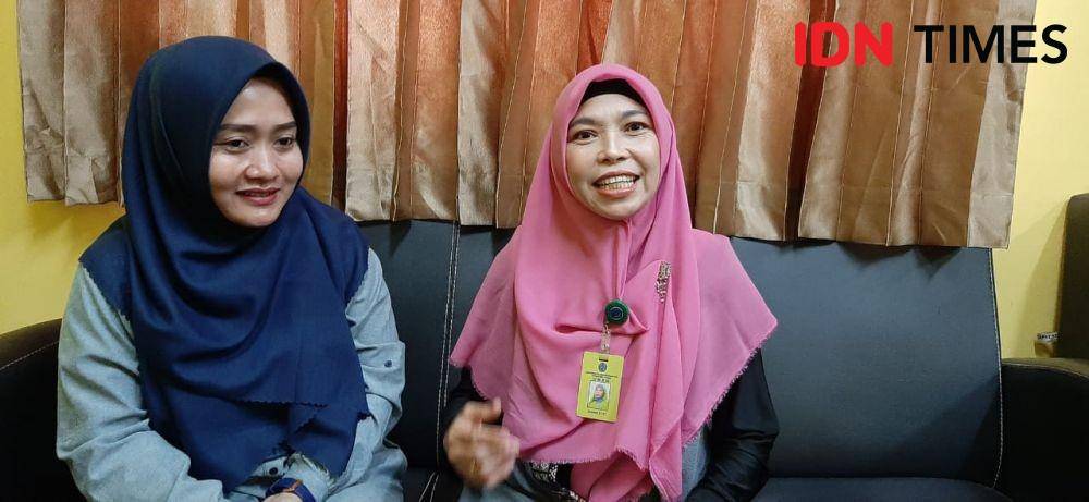 Ketua LPPM Leilia Khairani bersama Ketua Bidang Pengabdian Masyarakat LPPM UMSU, Rimbawati (IDN Times/Yurika Febrianti)