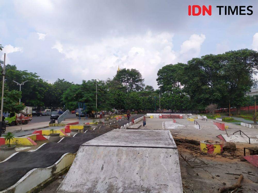 Kawasan Taman Ampera Park Palembang (IDN Times/Feny Maulia Agustin)