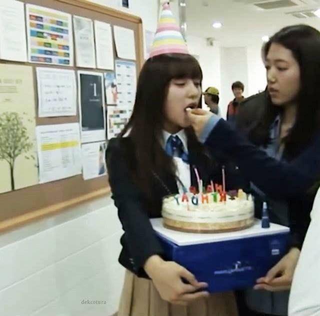 facebook.com/ParkShinHyeStarlight