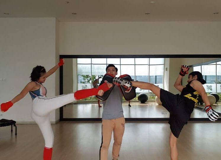 instagram.com/ashgreyz