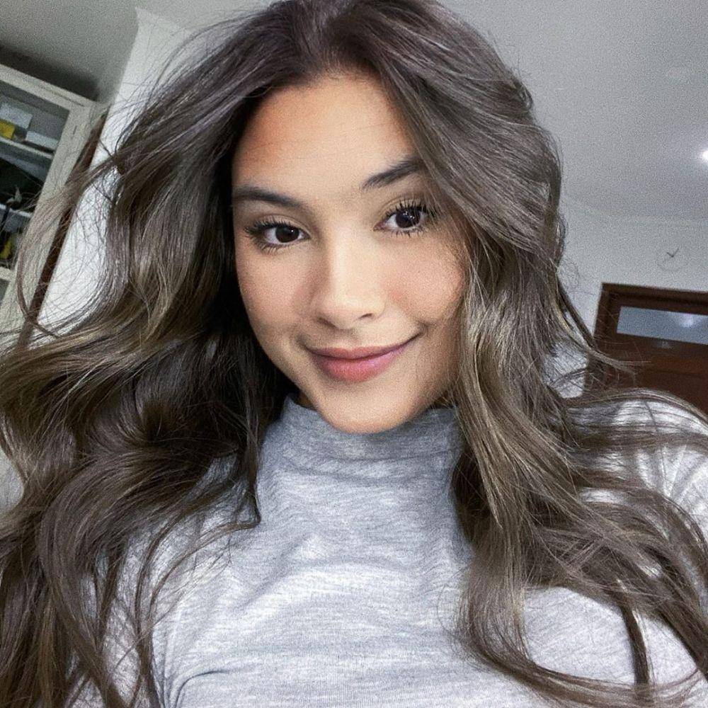 Instagram.com/caitlinhalderman