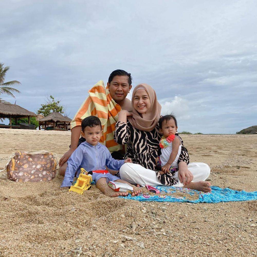 instagram.com/ninazatulini22