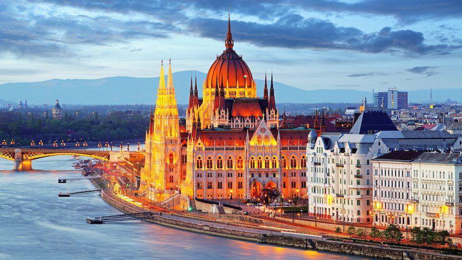 9 Tips Traveling Murah ke Budapest-Hongaria, Dijamin Hemat Banget!