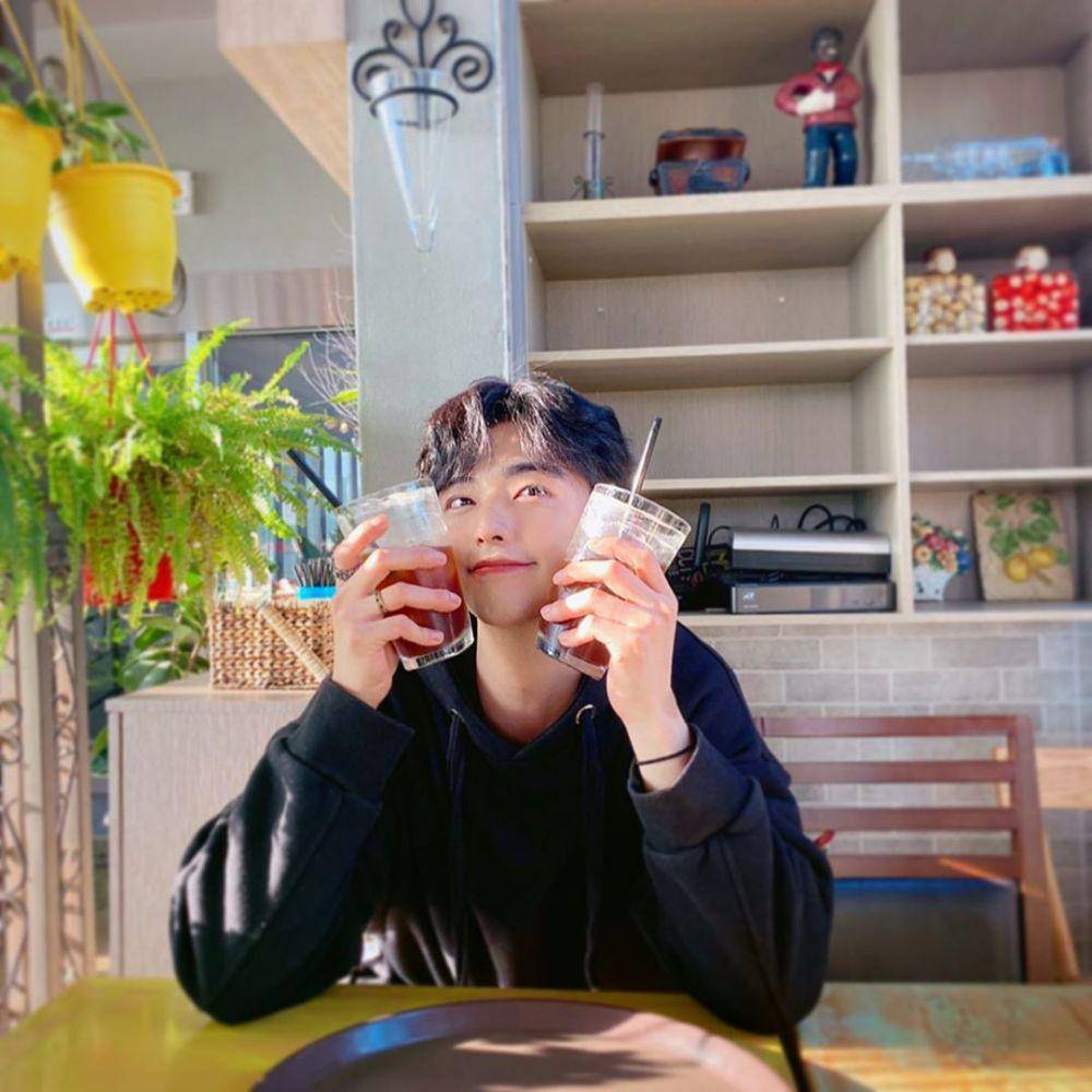 instagram.com/jj_yoon5