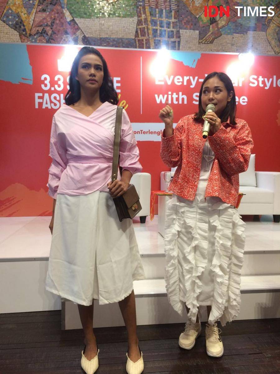 Ayla Dimitri, Content Creator & Fashion Enthusiast membagikan tips tampil stylish dalam acara Media Gathering 3.3 Shopee Fashion Sale "Every-wear Style with Shopee". 12 Februari 2020. IDN Times/M. Tarmizi Murdianto