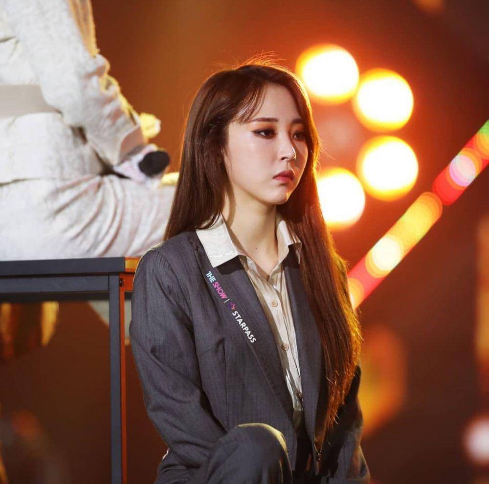 Instagram.com/moonbyul.yi