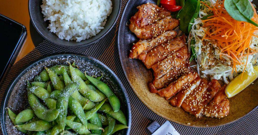 Ilustrasi chicken yakiniku (pexels.com/Valeria Boltneva)