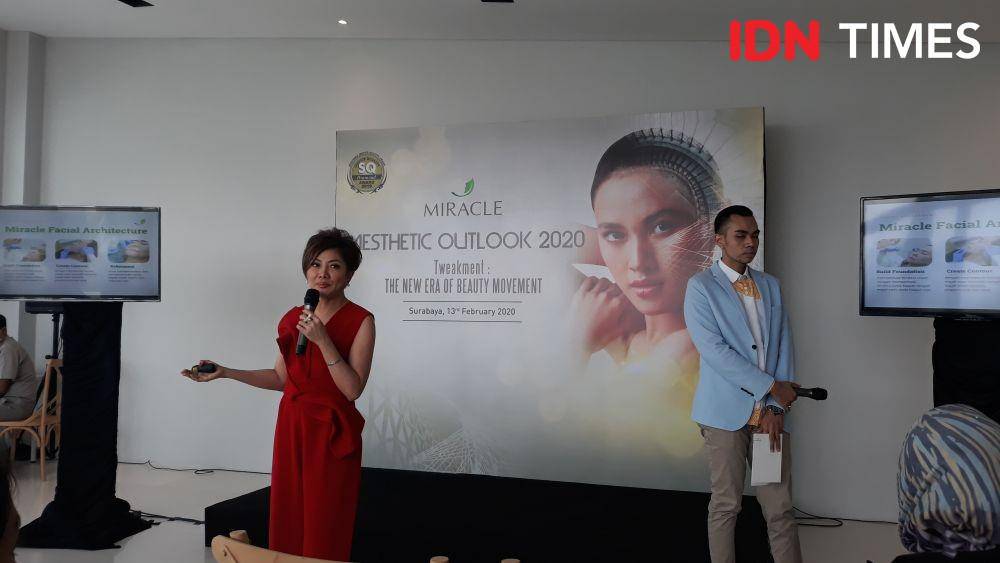dr. Lanny Juniarti, Dipl. AAAM di Milieu Space Surabaya. 13 Februari 2020. IDN Times/Fajar Laksmita