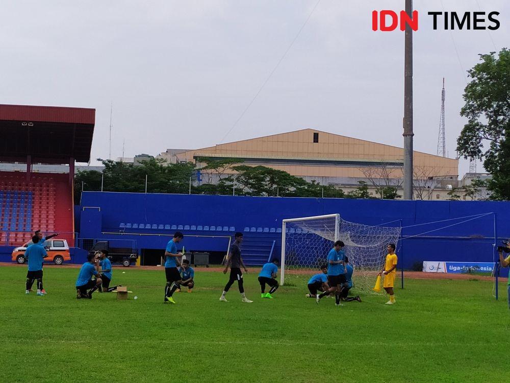 Situasi latihan Sriwijaya FC (IDN Times/Feny Maulia Agustin)