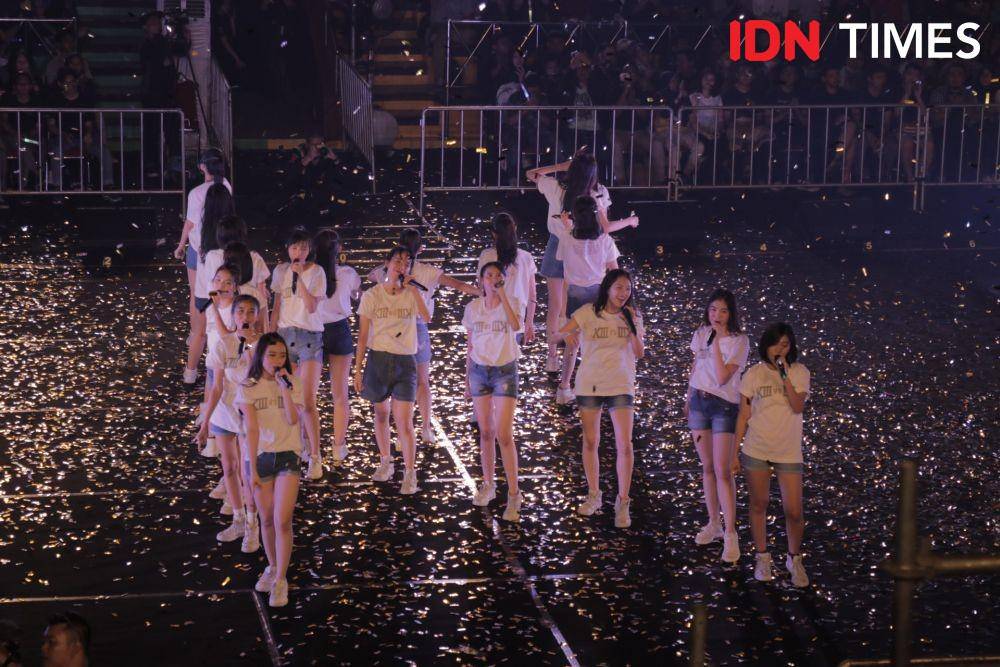 member JKT48 tim KIII dalam konser KIII VS KIII di Jakarta. 14 Februari 2020. IDN Times/Nadia Umara