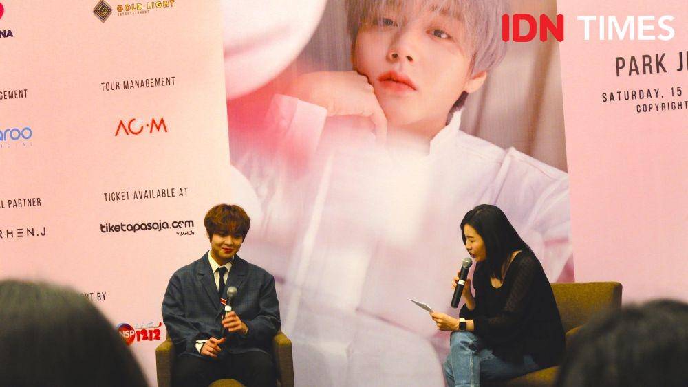Park Jihoon dalam Park Jihoon Fancon Asia Tour in Jakarta di Tangerang. 15 Februari 2020. IDN Times/Rosita A.