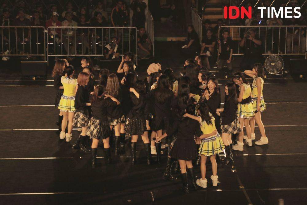 member JKT48 tim KIII dalam konser KIII VS KIII di Jakarta. 14 Februari 2020. IDN Times/Nadia Umara