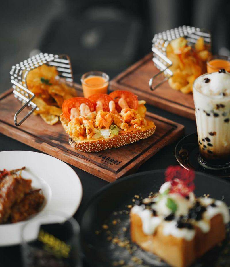 instagram.com/laborecoffeeeatery