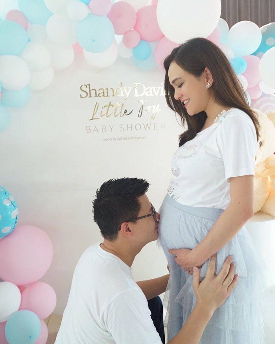 Instagram.com/shandyaulia