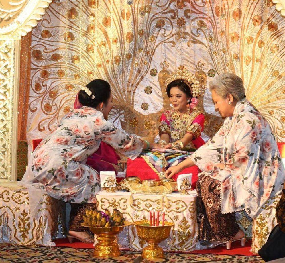Instagram.com/titieksoeharto