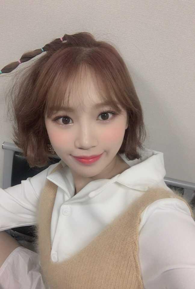 Twitter.com/izone_official