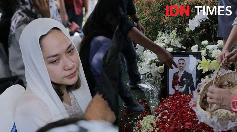 Sedih! 7 Artis Indonesia Ini Dipisahkan dari Pasangannya oleh Maut