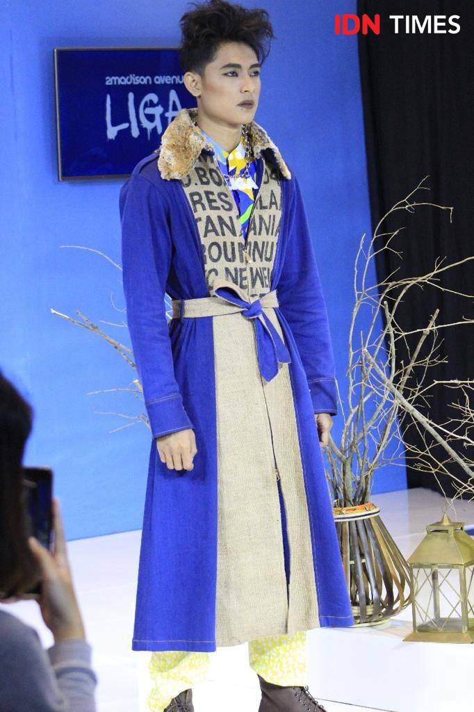 Para model sedang memperagakan koleksi terbaru 2Madison Avenue. 18 Februari 2020. IDN Times/Anjani Eka Lestari