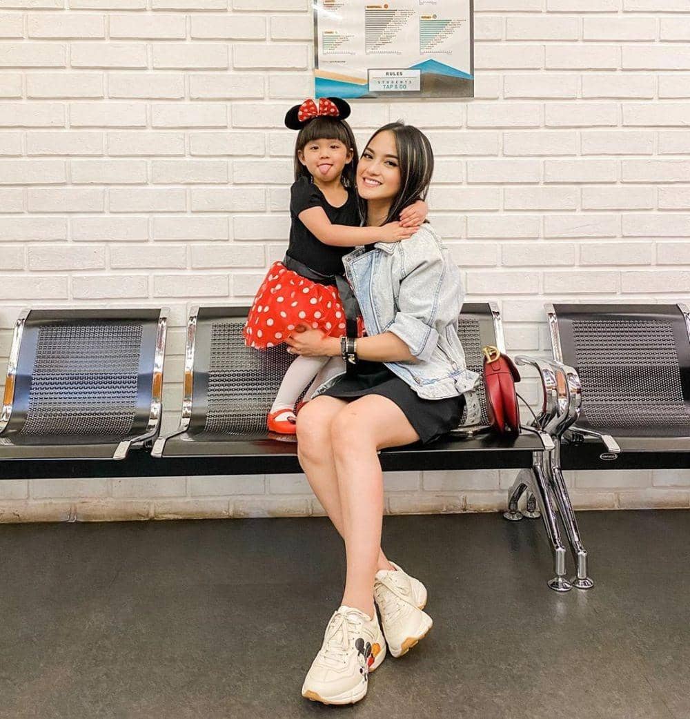 Instagram.com/ririnekawati