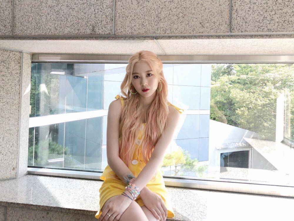 twitter.com/8_OHMYGIRL