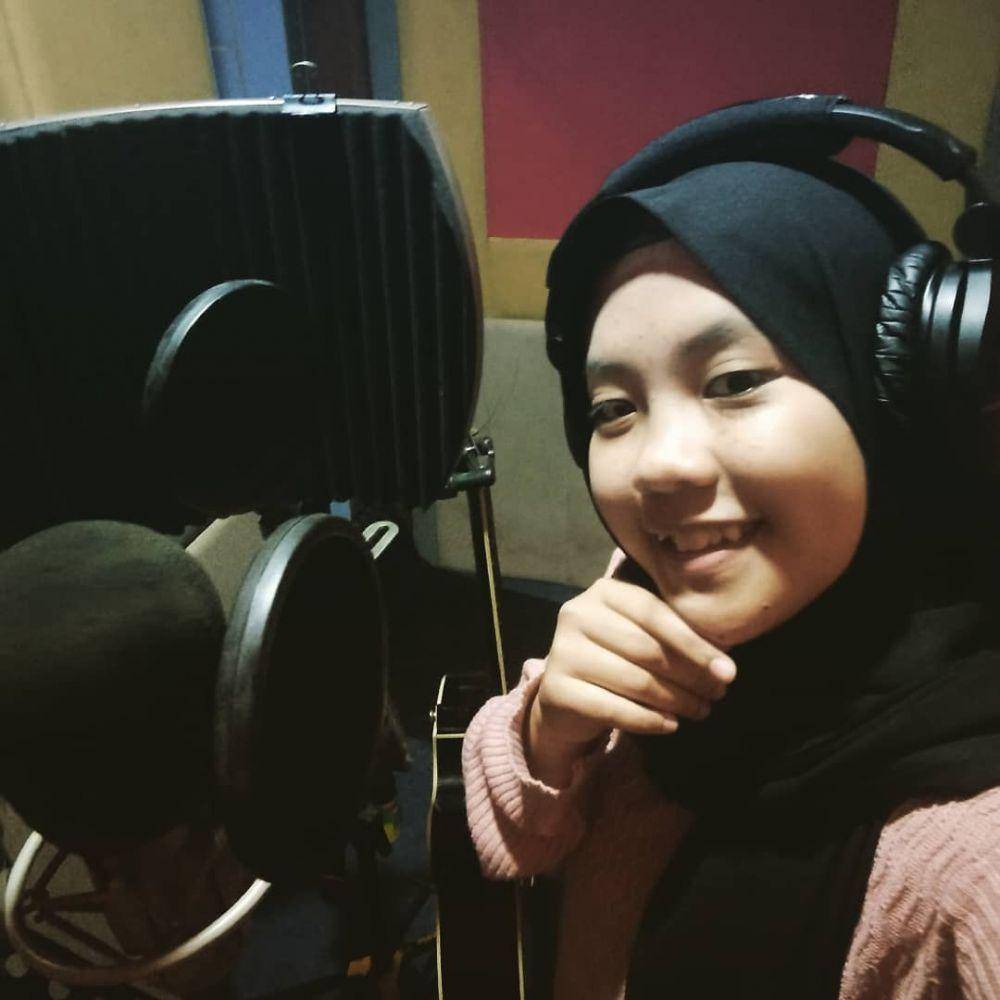 Instagram.com/nazwamaulidiaofficial
